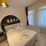 شقة فندقية Lena Boutique