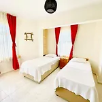 Lena Boutique