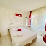 Lena Boutique