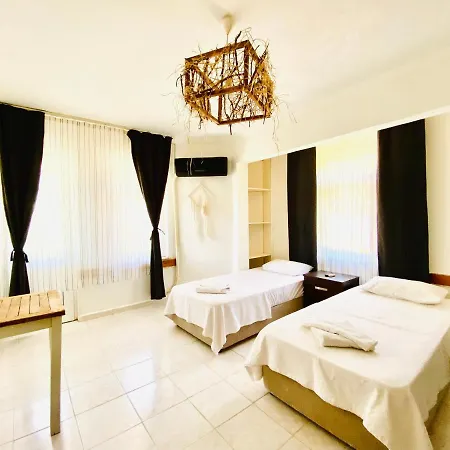 Lena Boutique Apart Otel *