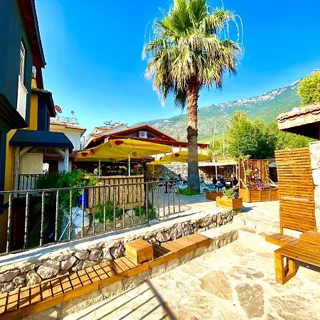 Lena Boutique Apart Otel *