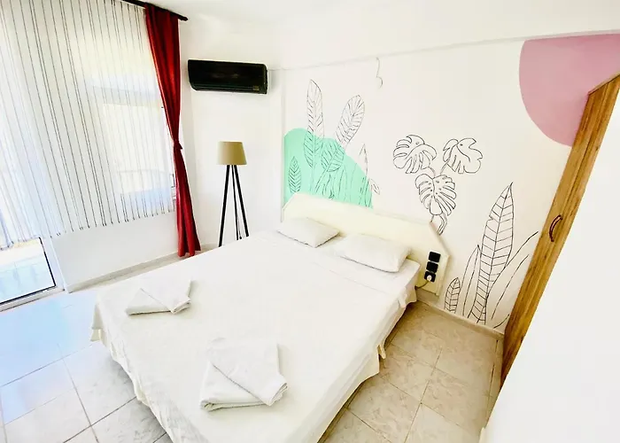 Lena Boutique Aparthotel